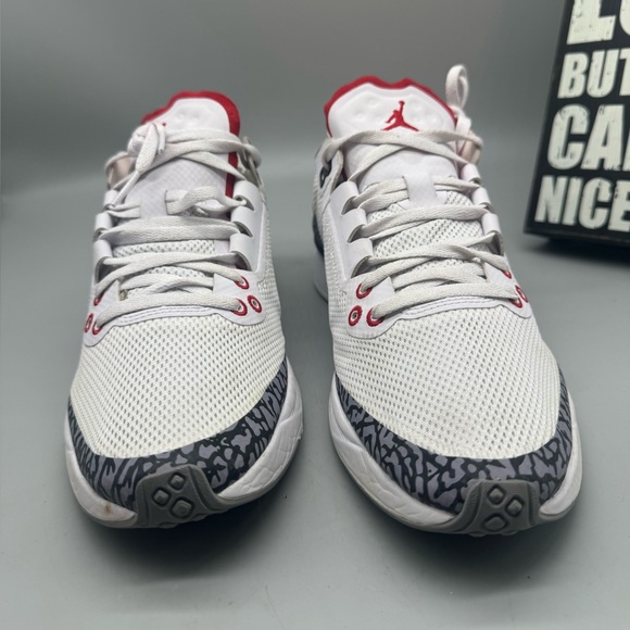 Size 8.5 - Jordan 88 Racer White Cement Men Walking Running Shoe - Picture 3 of 7